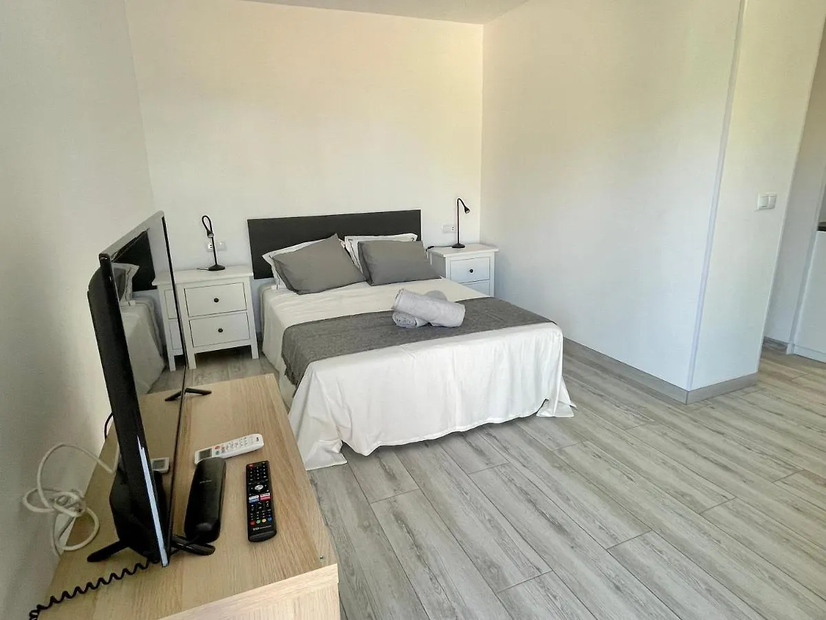 아파트 Brand New In The Best Location In 마르베야